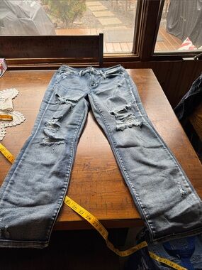 Judy Blue Women’s Distressed Light Blue Jeans 11/30